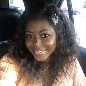 Meet your Posher, Denise